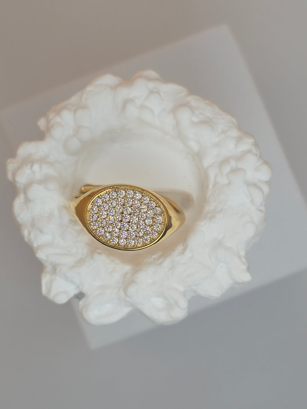 anello galassia ovale