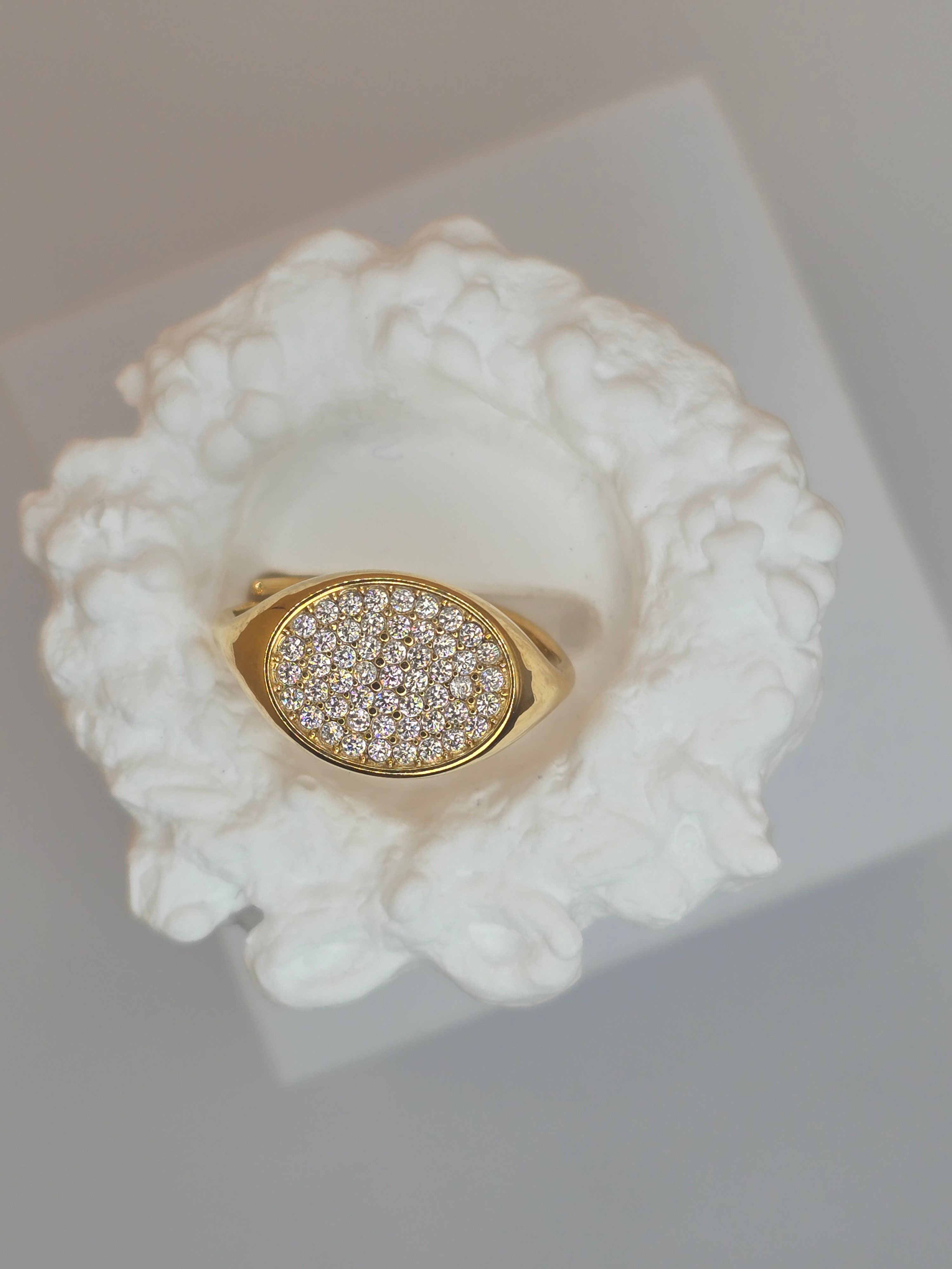 anello galassia ovale