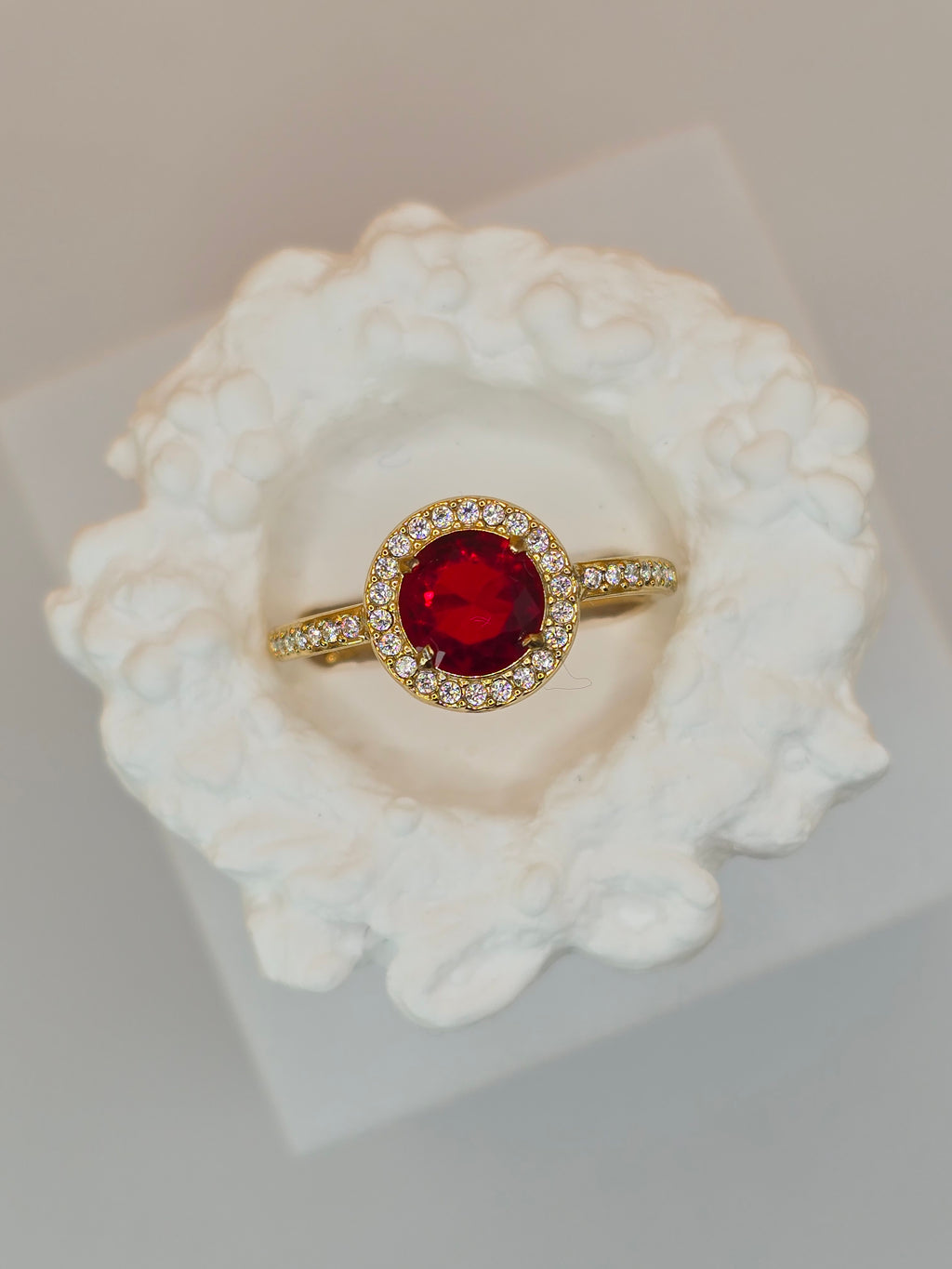 anello ninfa rosso