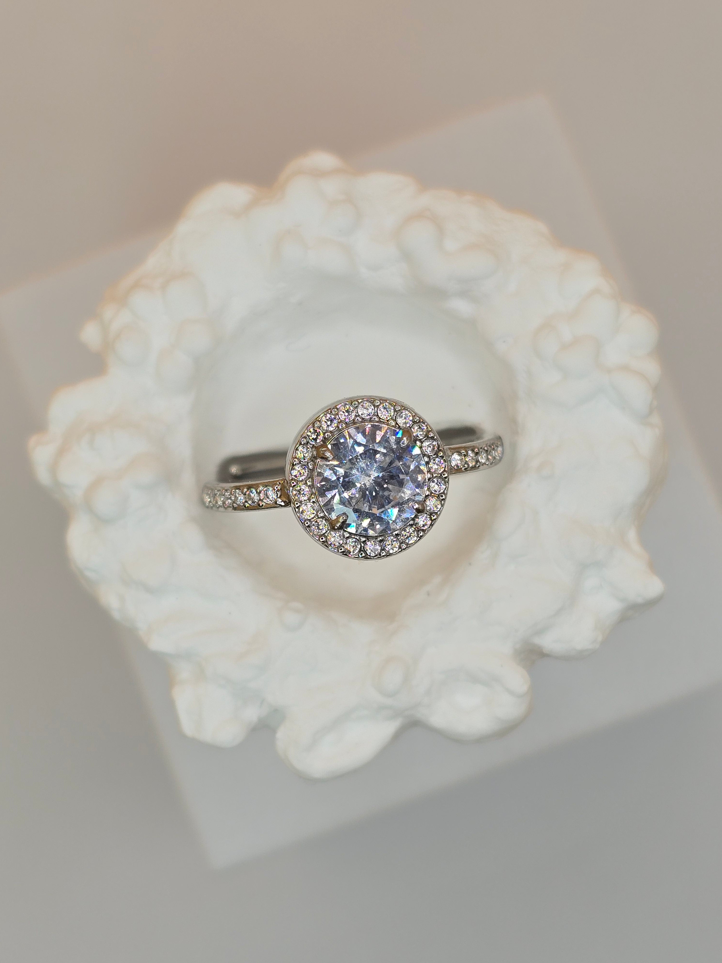 anello ninfa zirconi bianchi
