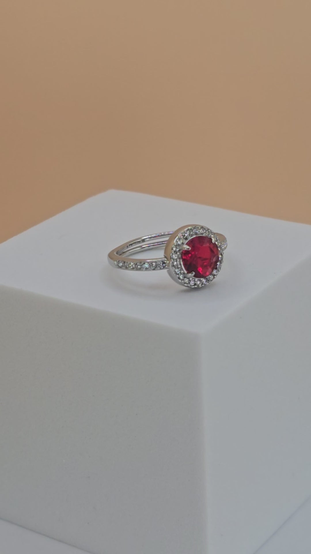 anello ninfa con zirconi rossi