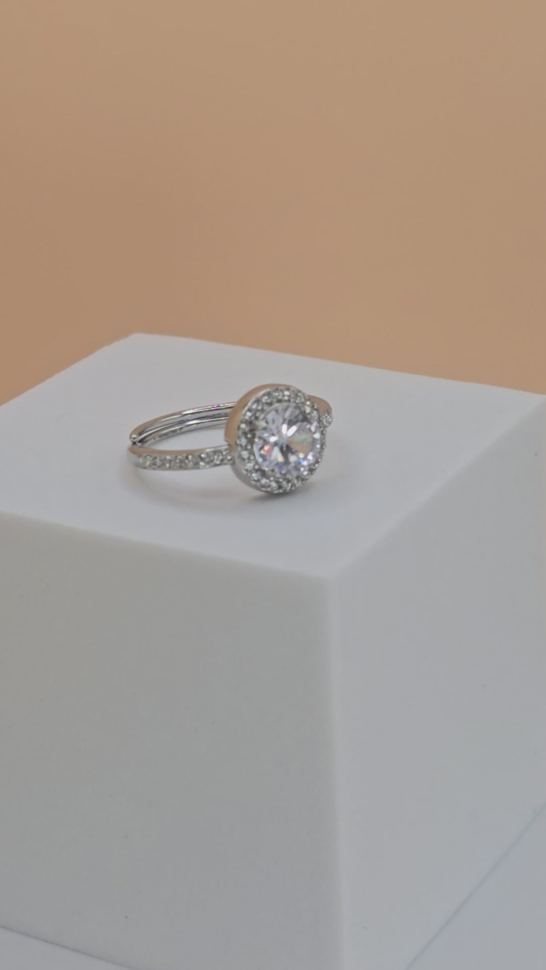 anello ninfa zirconi bianchi